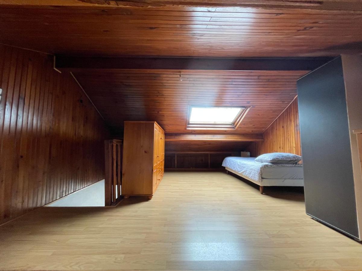 Agreable Appartement Dans Une Maison Saint-Denis  Eksteriør bilde