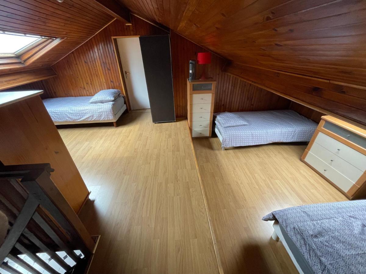 Agreable Appartement Dans Une Maison Saint-Denis  Eksteriør bilde